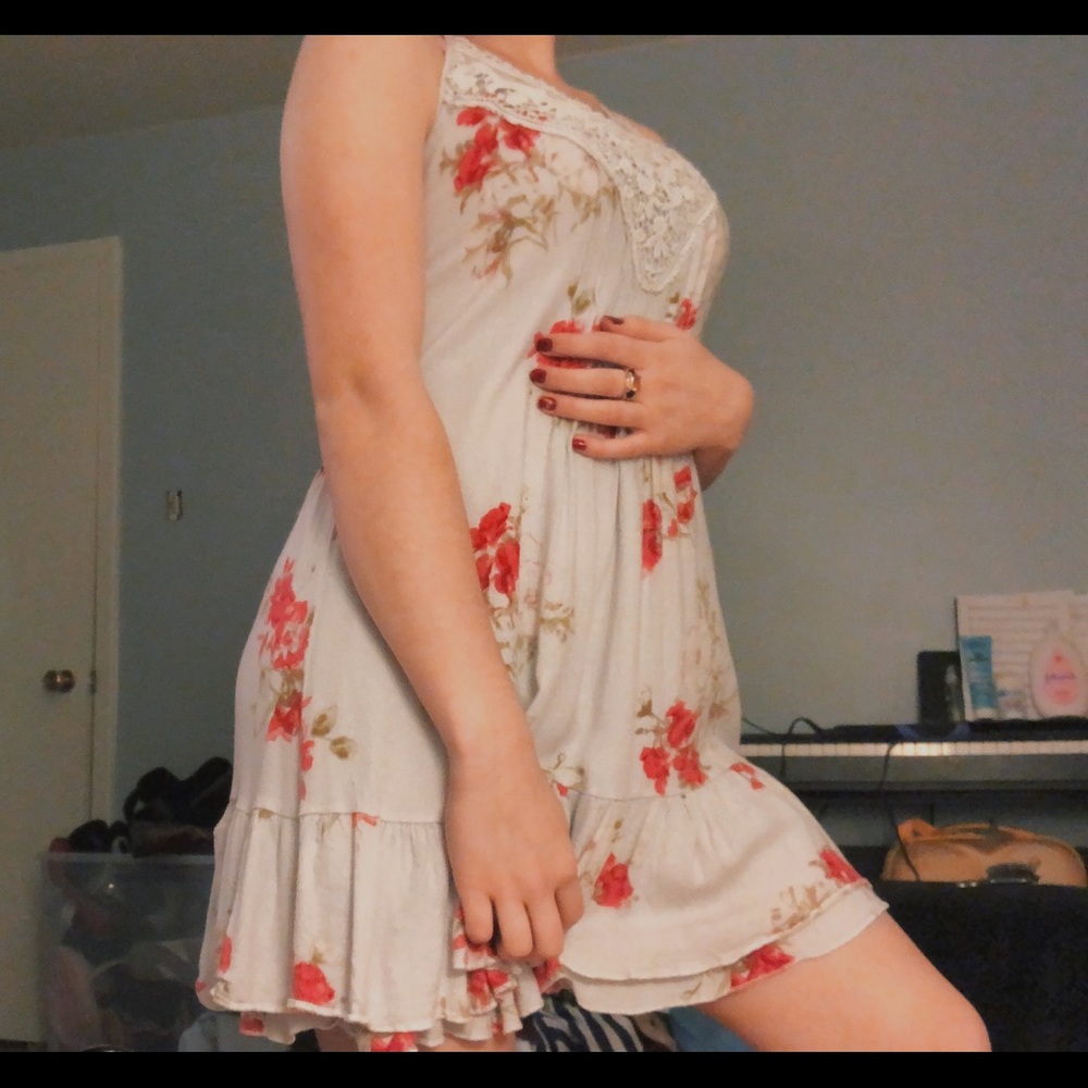 Red rose dress
